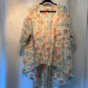 Really pretty chiffon LuLaRoe Lindsay